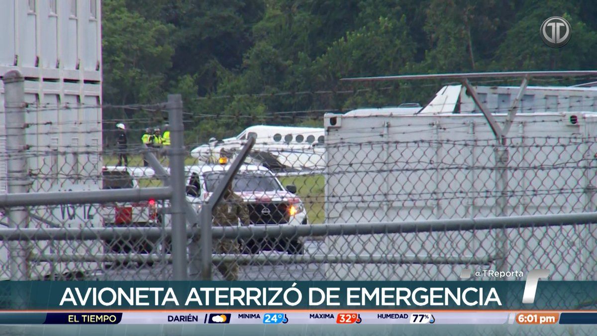 A small aircraft on a runway at Panama Pacífico Airport during an emergency landing