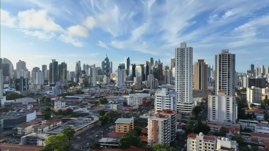 Panama City skyline and business district along the bay, representing investment and economic growth