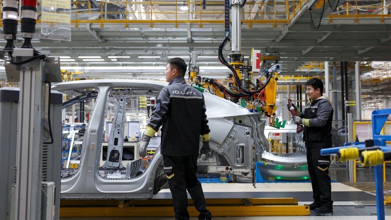 Electric vehicles charging at a public charging station symbolizing rising EV adoption and reduced oil demand