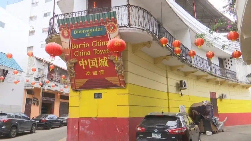 Members of Panama’s Chinese community marking an anniversary of historical and cultural contributions in a commemorative event