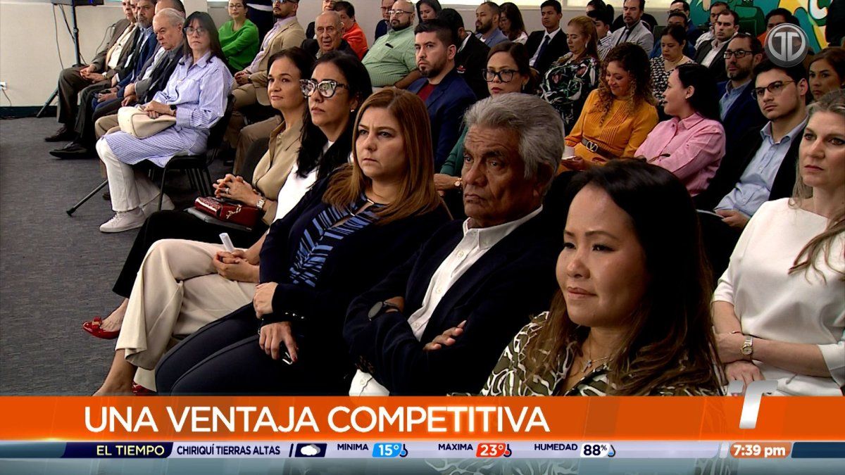 Business leaders in Panama attending a forum on sustainability financial reporting standards