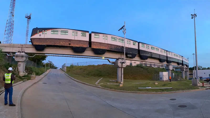 Monorail train undergoing a test run on Panama Metro Line 3 infrastructure in the western area
