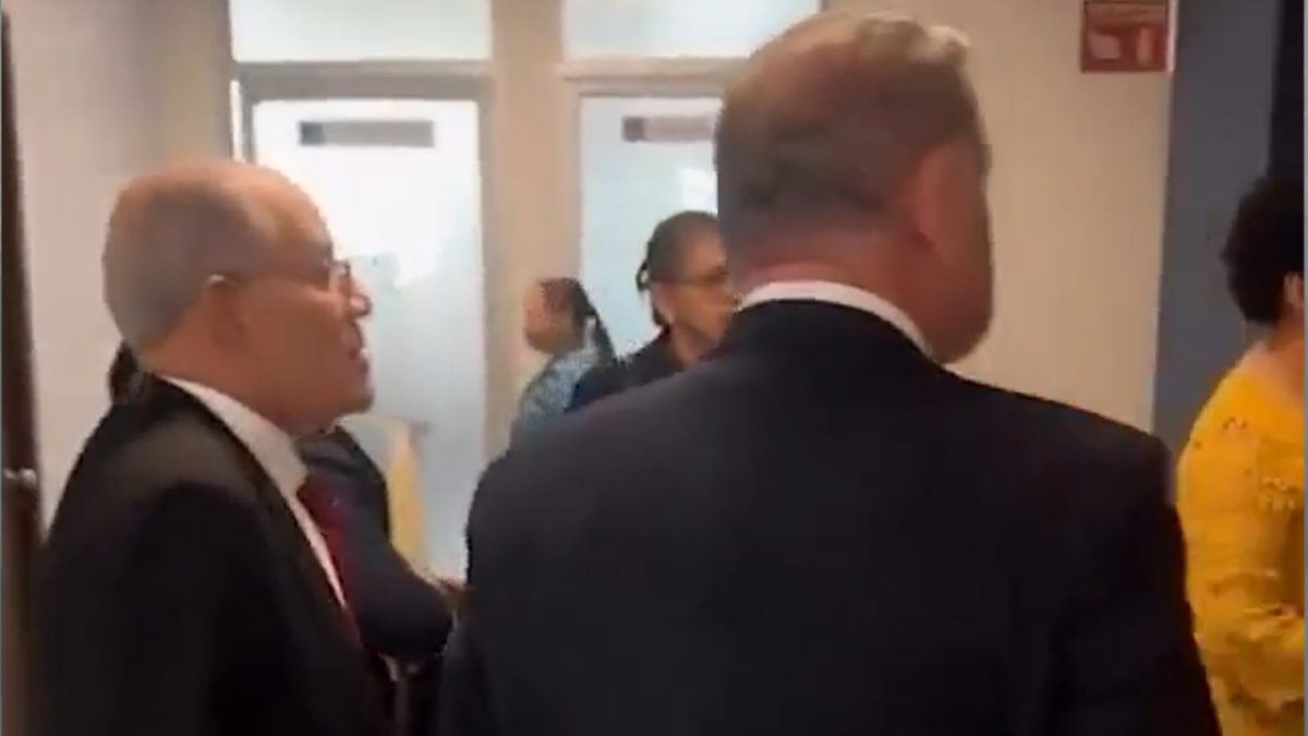 Exterior of Panama's Public Prosecutor's Office or a government building associated with an anti-corruption investigation