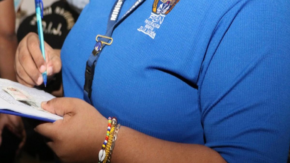 A government building in Panama with institutional offices linked to the Public Ministry and Social Security Fund