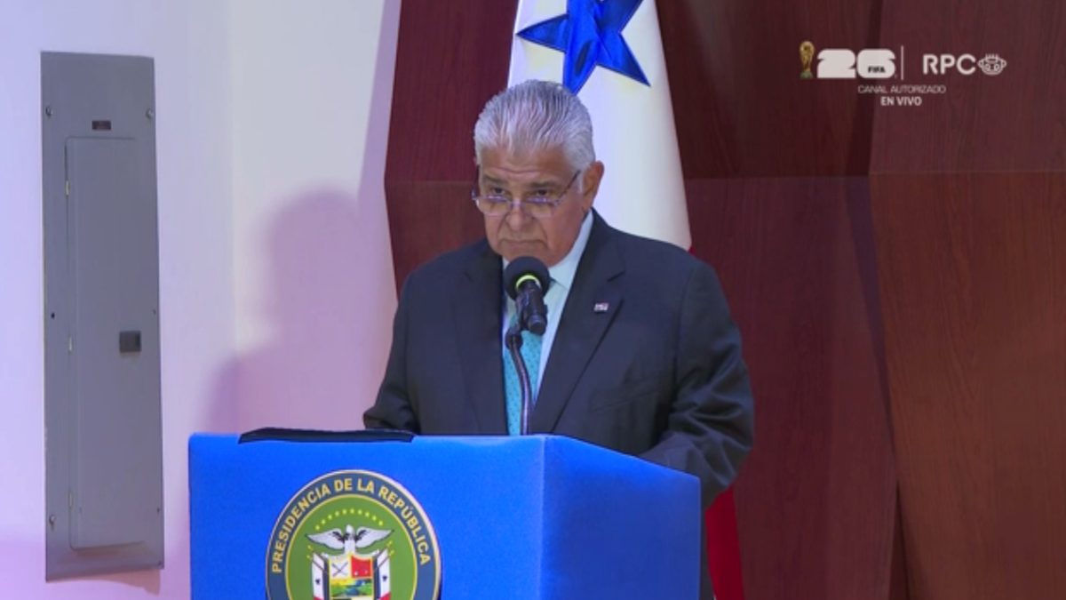 President José Raúl Mulino speaking at a podium during an official government event in Panama