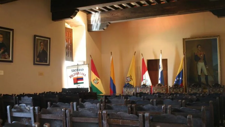 Officials and dignitaries gathered at a formal ceremony in Panama commemorating the bicentennial of the Amphictyonic Congress