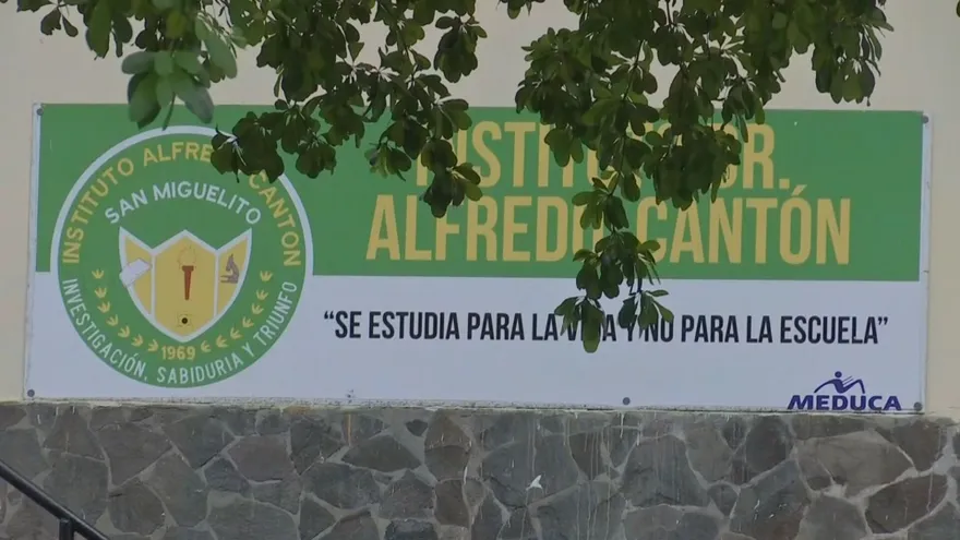 Students attending temporary classes inside a church space in San Miguelito, Panama